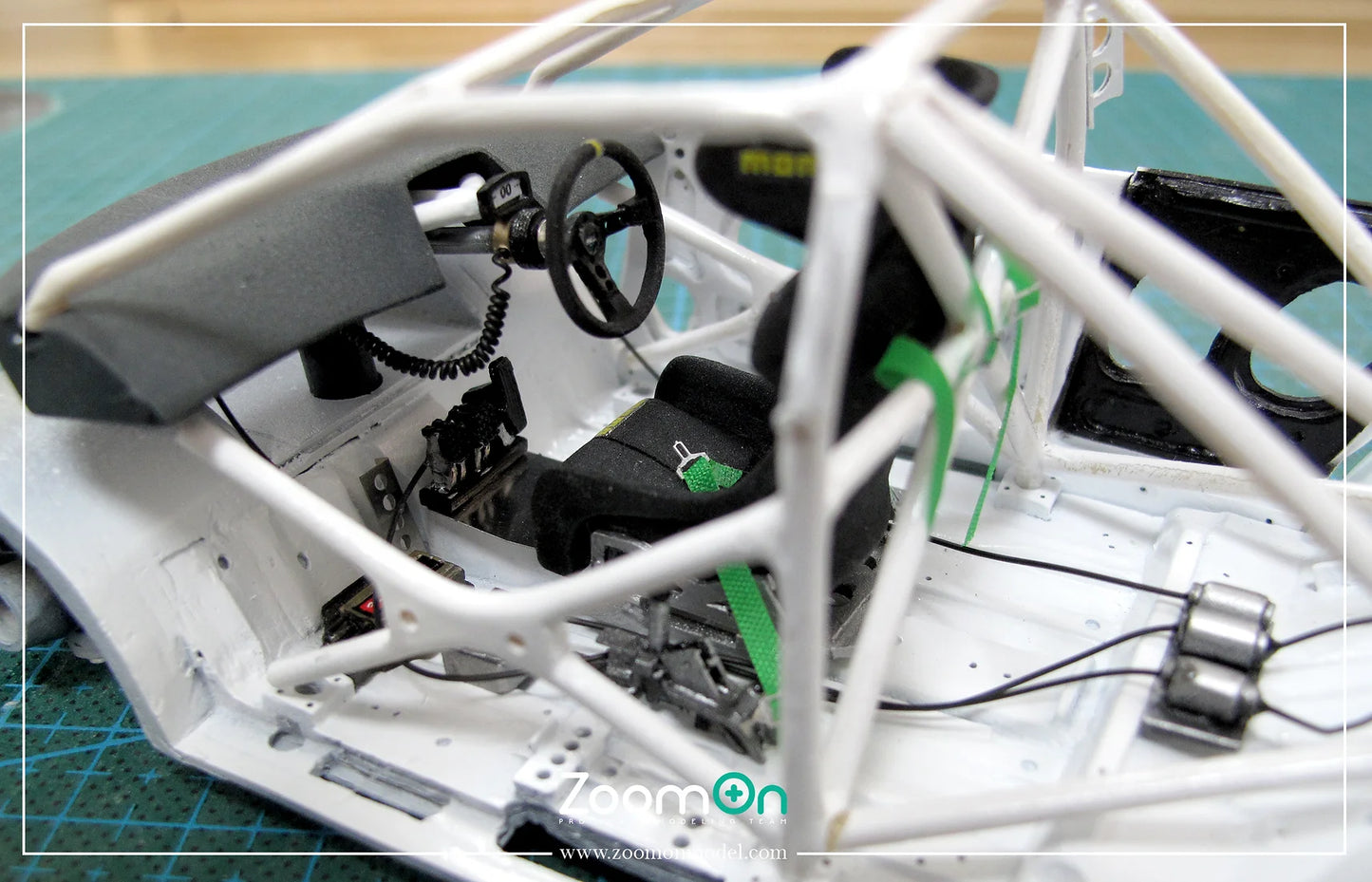 1/24 Steering wheel coiled cable