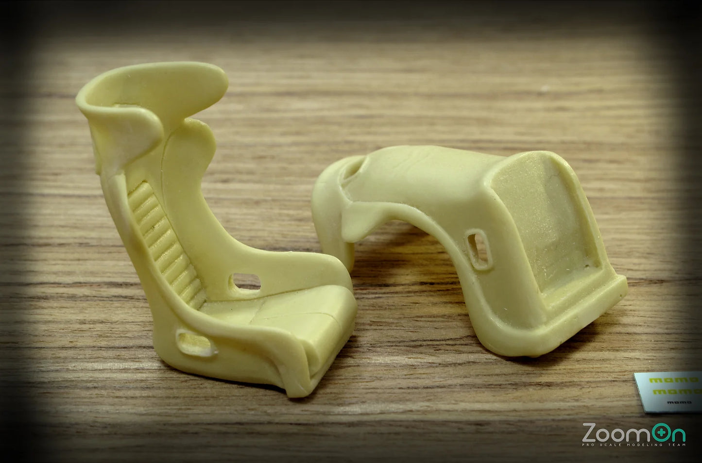 1/24 Momo Daytona racing seat