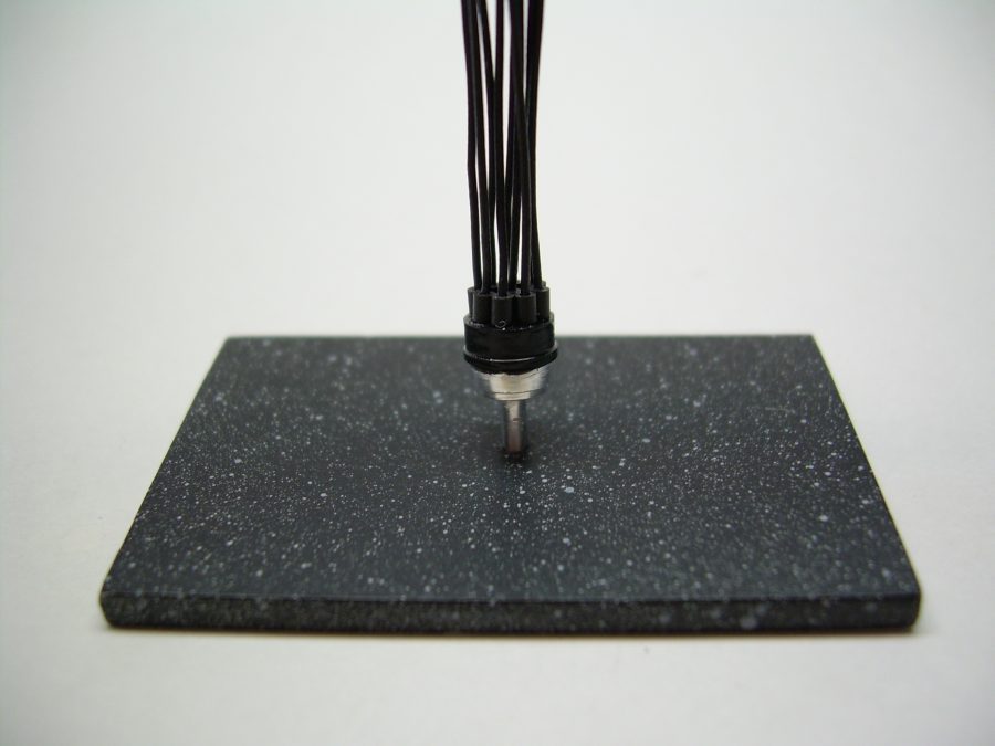 ProScale 1/25 Pre-wired V8 Distributor (Black)