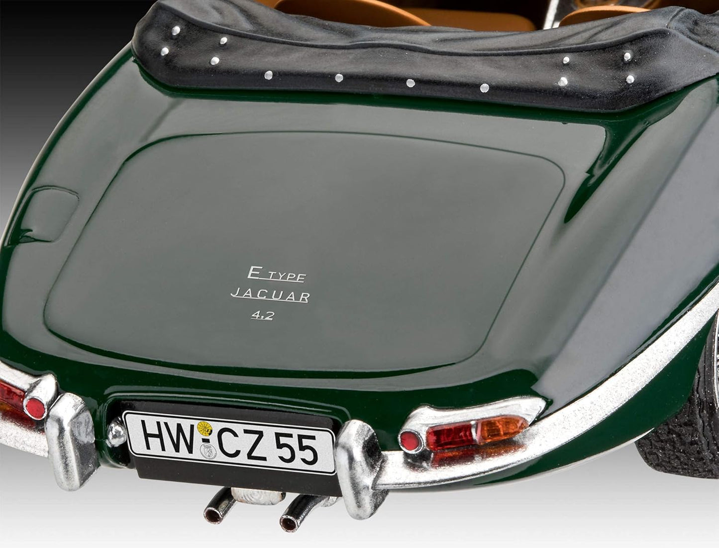07687 Revell 1/24 Jaguar E-Type Roadster Model Kit